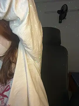 Snapshot of Meowyeuk6 chatting on January 16, 8:07 am Meowyeuk6 online show from January 16, 8:07 am