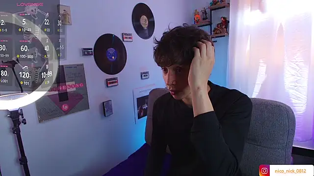 Snapshot of Nick_Bangover_ chatting on September 29, 5:18 pm Nick Bangover  online show from September 29, 5:18 pm