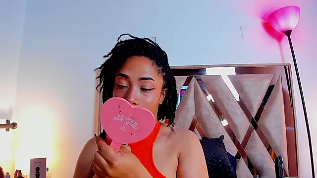 Snapshot of Katy_ortiiz chatting on March 7, 11:29 am Katy ortiiz online show from March 7, 11:29 am