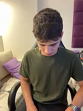 AdrianRinaldi online show from January 14, 8:14 pm