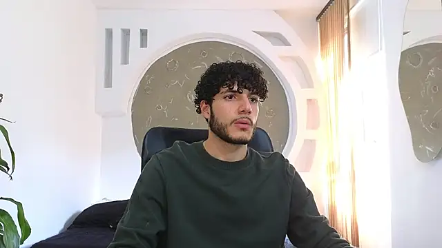 Snapshot of Rafael_Mendezz chatting on September 25, 8:23 pm Rafael Mendezz online show from September 25, 8:23 pm