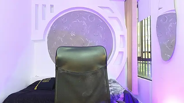 Snapshot of Rafael_Mendezz chatting on October 24, 8:27 pm Rafael Mendezz online show from October 24, 8:27 pm