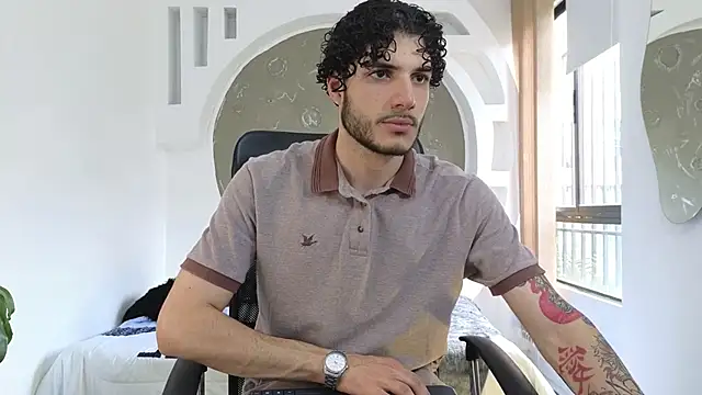 Snapshot of Rafael_Mendezz chatting on November 1, 7:27 pm Rafael Mendezz online show from November 1, 7:27 pm