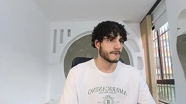 Snapshot of Rafael_Mendezz chatting on November 4, 8:41 pm Rafael Mendezz online show from November 4, 8:41 pm