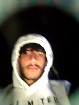 Snapshot of Rafael_Mendezz chatting on December 1, 3:11 am Rafael Mendezz online show from December 1, 3:11 am