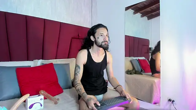 Hisoka 011 online show from November 18, 1:00 am