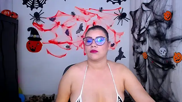 ValeriaHairy online show from October 11, 6:12 am