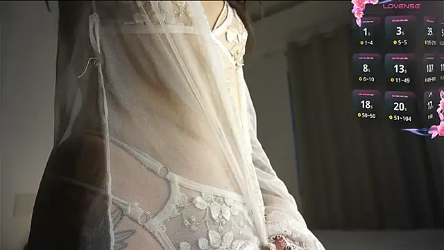 Morena Dolce online show from October 26, 3:12 am