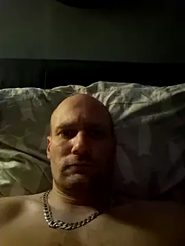 Spaner3300 online show from October 17, 9:17 pm