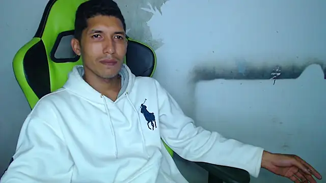 sensualduo online show from January 6, 6:58 am