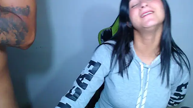 sensualduo online show from November 14, 3:49 am