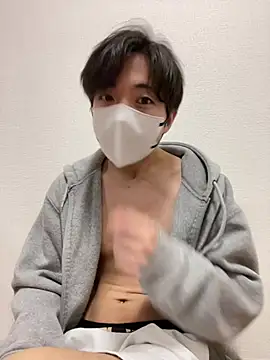 Snapshot of Yuma0718 chatting on February 1, 9:52 am Yuma0718 online show from February 1, 9:52 am