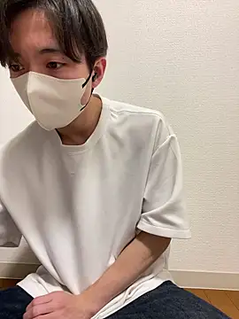 Snapshot of Yuma0718 chatting on February 3, 9:03 am Yuma0718 online show from February 3, 9:03 am