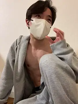 Snapshot of Yuma0718 chatting on February 5, 12:54 pm Yuma0718 online show from February 5, 12:54 pm