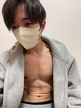 Snapshot of Yuma0718 chatting on February 10, 10:30 am Yuma0718 online show from February 10, 10:30 am