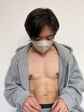 Snapshot of Yuma0718 chatting on February 11, 6:51 am Yuma0718 online show from February 11, 6:51 am