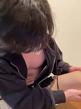 Snapshot of Yuma0718 chatting on February 24, 6:44 am Yuma0718 online show from February 24, 6:44 am