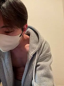 Snapshot of Yuma0718 chatting on March 3, 2:56 pm Yuma0718 online show from March 3, 2:56 pm