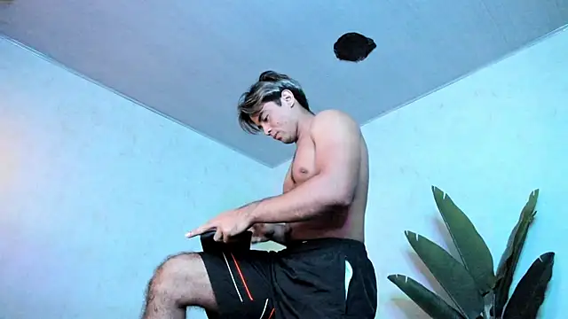 Snapshot of Bellion_grant chatting on December 23, 1:25 am Bellion grant online show from December 23, 1:25 am