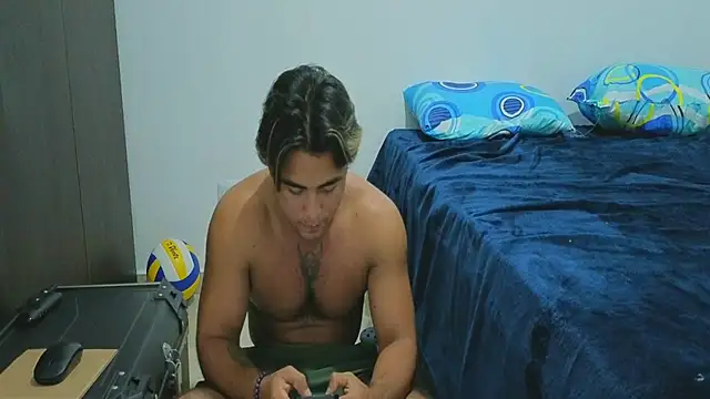 Snapshot of Bellion_grant chatting on February 21, 1:50 am Bellion grant online show from February 21, 1:50 am