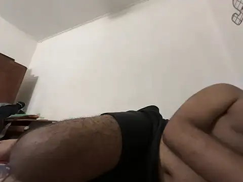 HothairyBoy2 online show from June 13, 8:07 pm