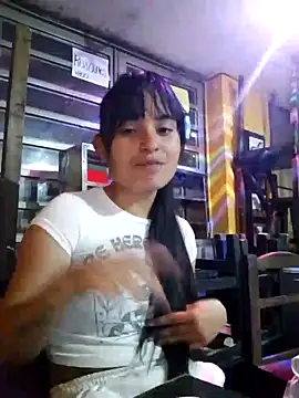 Snapshot of Kristaltoms chatting on October 25, 3:47 am Kristaltoms online show from October 25, 3:47 am