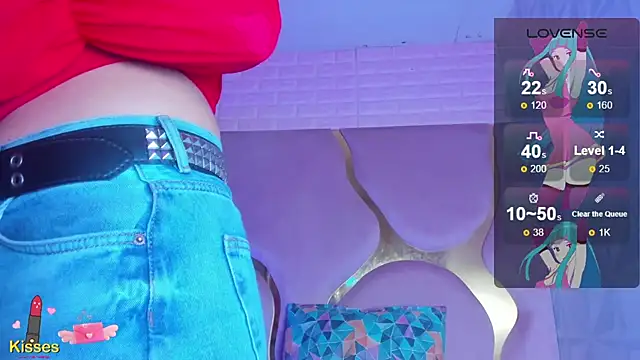 Snapshot of Niina_Sissy chatting on April 19, 4:01 am Niina Sissy online show from April 19, 4:01 am