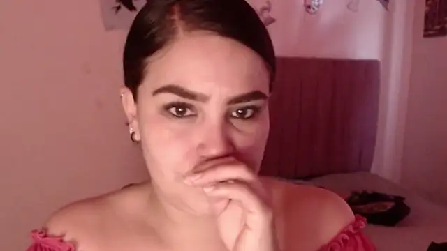 Snapshot of Salma_deep chatting on September 23, 3:26 pm Salma deep online show from September 23, 3:26 pm