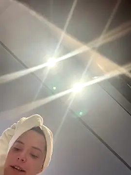 Wildmaca online show from November 15, 8:05 pm