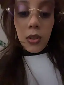 Snapshot of Harley_J_ chatting on January 8, 12:40 pm Harley J online show from January 8, 12:40 pm