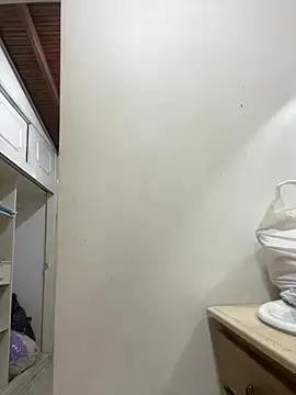 Snapshot of Harley_J_ chatting on March 2, 11:50 am Harley J online show from March 2, 11:50 am