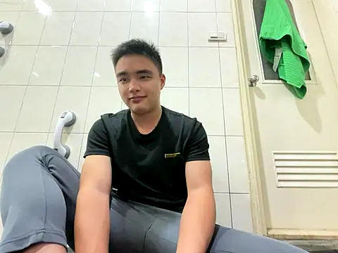 greenteazhang online show from December 1, 4:56 pm