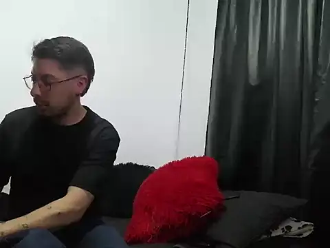 Letorres96 online show from April 13, 2:28 am