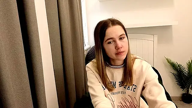 Snapshot of Spicy_Lexi chatting on February 11, 6:51 am Spicy Lexi online show from February 11, 6:51 am