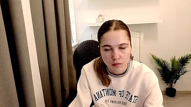 Snapshot of Spicy_Lexi chatting on February 17, 7:38 am Spicy Lexi online show from February 17, 7:38 am