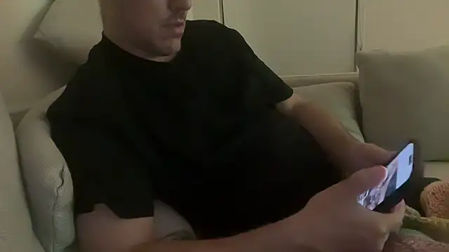 jamesgstsby22 online show from May 28, 12:02 pm