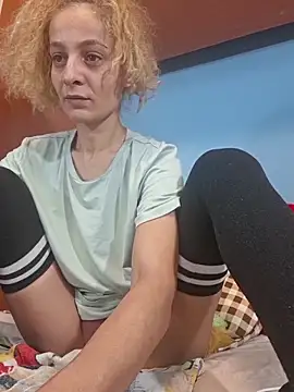 Snapshot of aellabeyonce chatting on November 29, 8:06 am aellabeyonce online show from November 29, 8:06 am