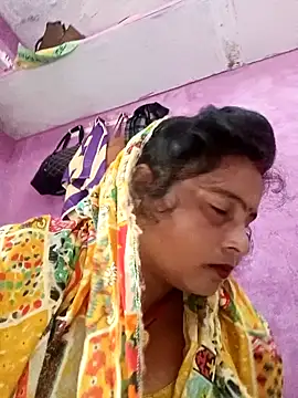 Snapshot of Hot_komal1 chatting on September 10, 10:15 am Hot komal1 online show from September 10, 10:15 am