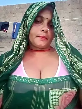 Snapshot of Hot_komal1 chatting on September 23, 1:03 pm Hot komal1 online show from September 23, 1:03 pm