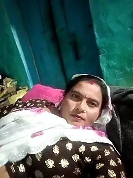 Snapshot of Hot_komal1 chatting on October 20, 4:18 pm Hot komal1 online show from October 20, 4:18 pm