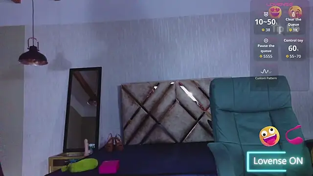 angeles azul online show from September 16, 1:12 pm