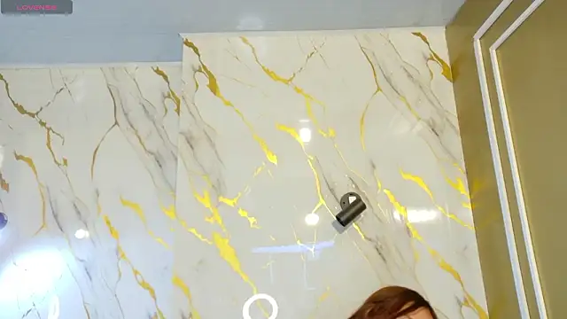 angeles azul online show from February 13, 1:40 pm