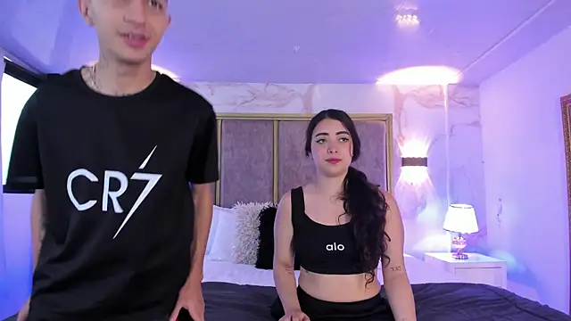 NickandAbby  online show from May 11, 7:33 pm