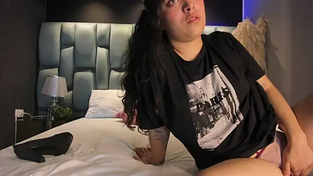 NickandAbby  online show from May 27, 1:57 am