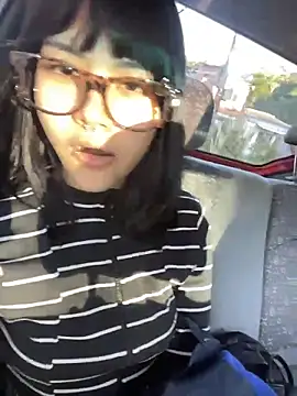 TatiLee online show from April 3, 11:52 am