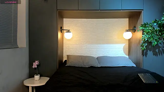 Snapshot of nicktorn chatting on February 2, 12:04 pm nicktorn online show from February 2, 12:04 pm