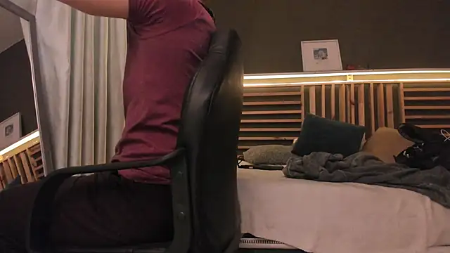 PaulEvens online show from October 4, 1:20 pm