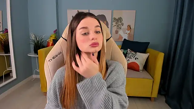 SweetyLicky online show from September 19, 4:07 pm