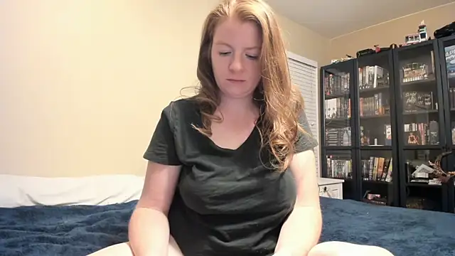 LndsyR90 online show from November 1, 2:35 am