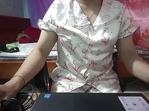 Xue weng online show from March 27, 12:27 pm